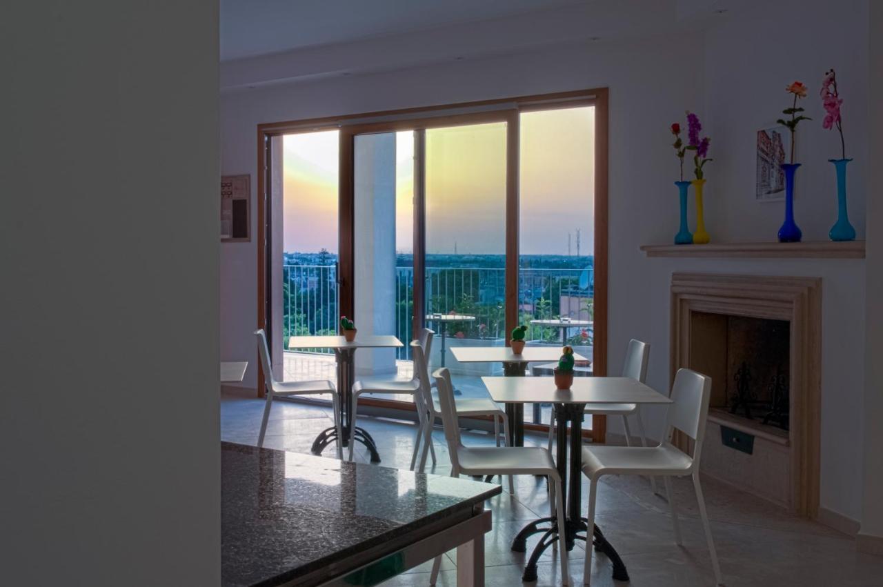 Ultimo Piano B&B Lecce Exterior foto